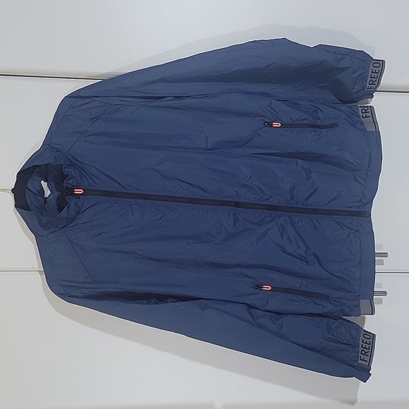 FREEODM Men's Windbreaker Size Medium - Picture 1 of 8